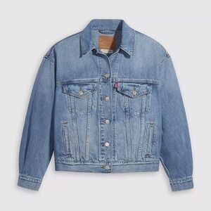 NWT Levi's Premium 90’s Trucker Jacket - M